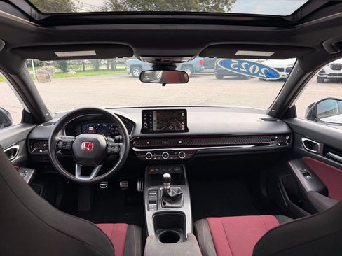 Used 2025 Honda Civic Si image 2