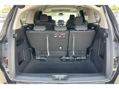 Used 2026 Honda Odyssey EX-L image 17