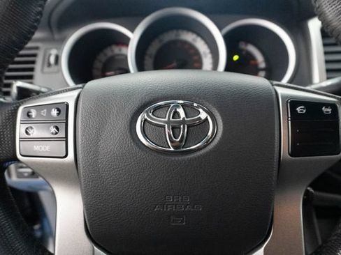 Used 2013 Toyota Tacoma 4x4 Double Cab w/ TRD Off-Road Pkg image 8