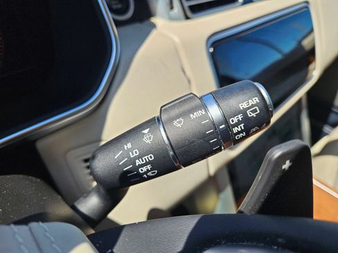 Used 2019 Land Rover Range Rover HSE AWD/4WD image 14