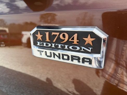 Used 2015 Toyota Tundra 1794 Edition image 7