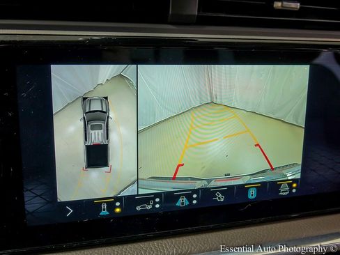 Used 2022 GMC Sierra 1500 Denali w/ Denali Reserve Package image 17