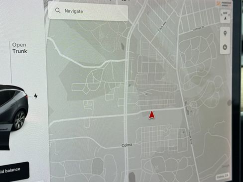 Used 2020 Tesla Model Y Long Range image 23