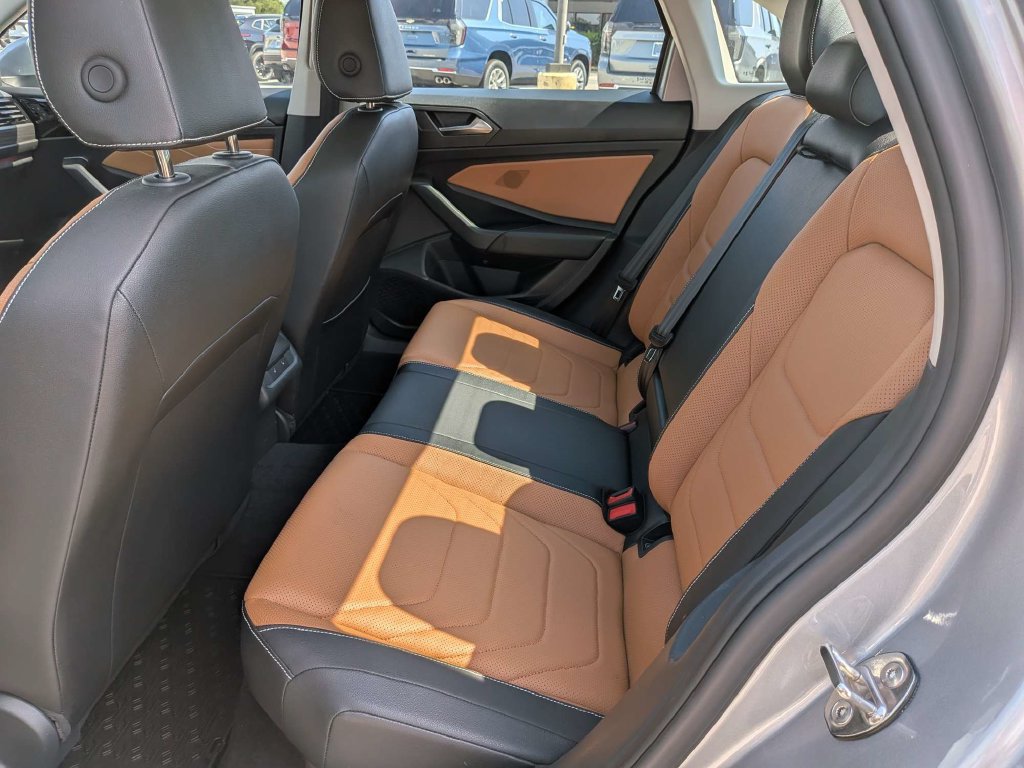 Used 2024 Volkswagen Jetta SEL FWD image 11