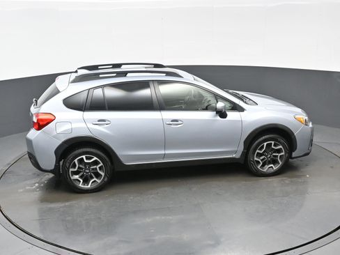 Used 2016 Subaru Crosstrek 2.0i Limited image 37