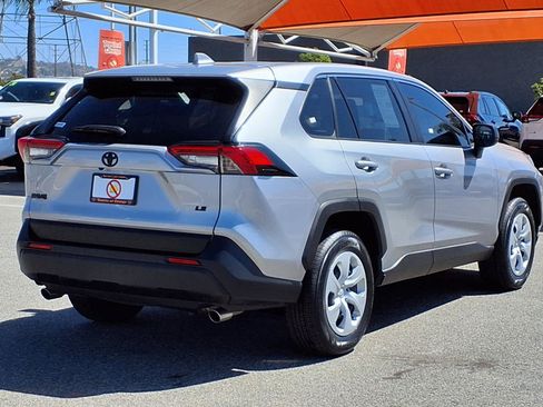 Used 2024 Toyota RAV4 LE FWD image 6