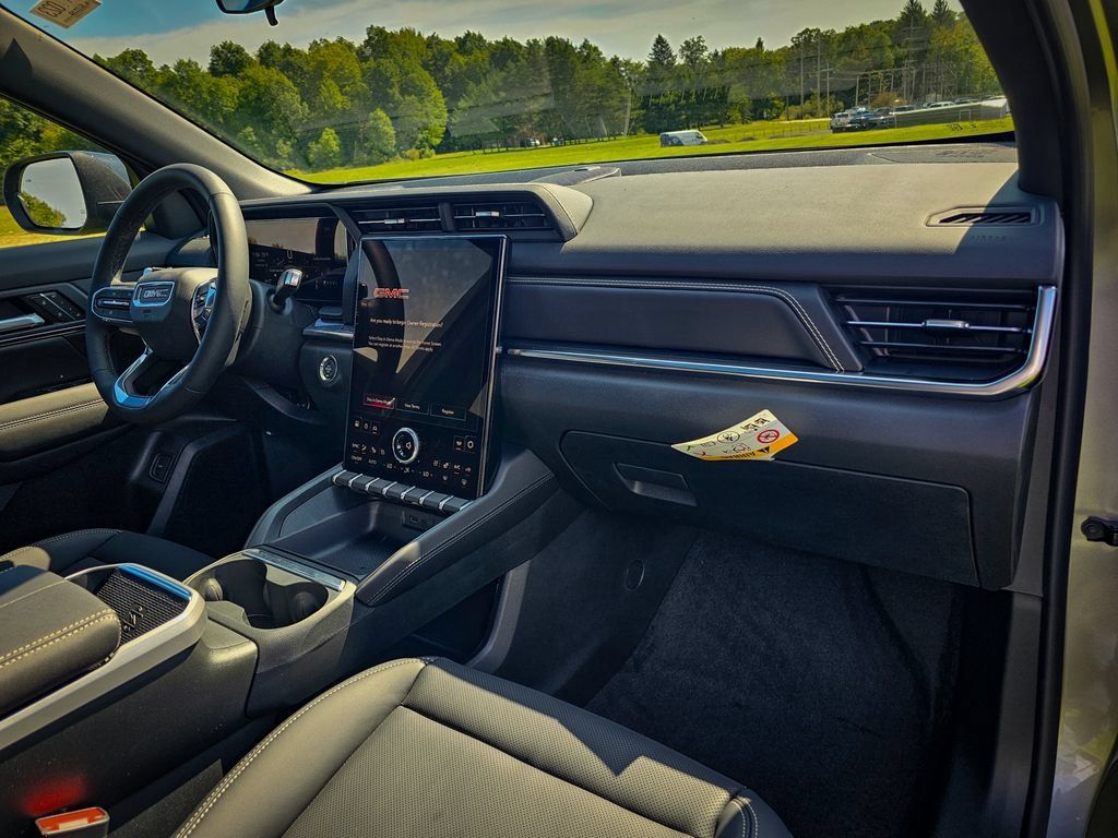 New 2027 GMC Terrain Elevation w/ Elevation Premium Package AWD/4WD image 42
