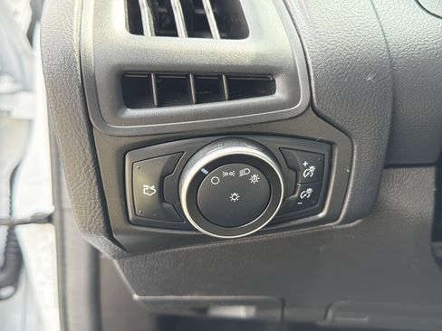 Used 2016 Ford Focus S FWD image 13