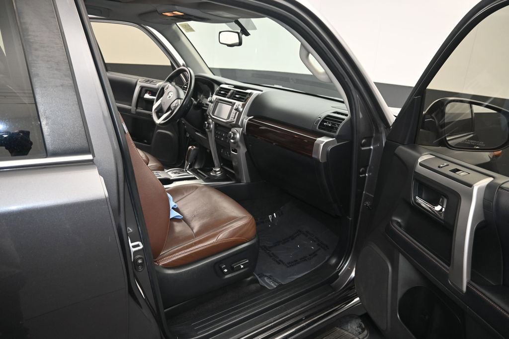 Used 2019 Toyota 4Runner Limited AWD/4WD image 12