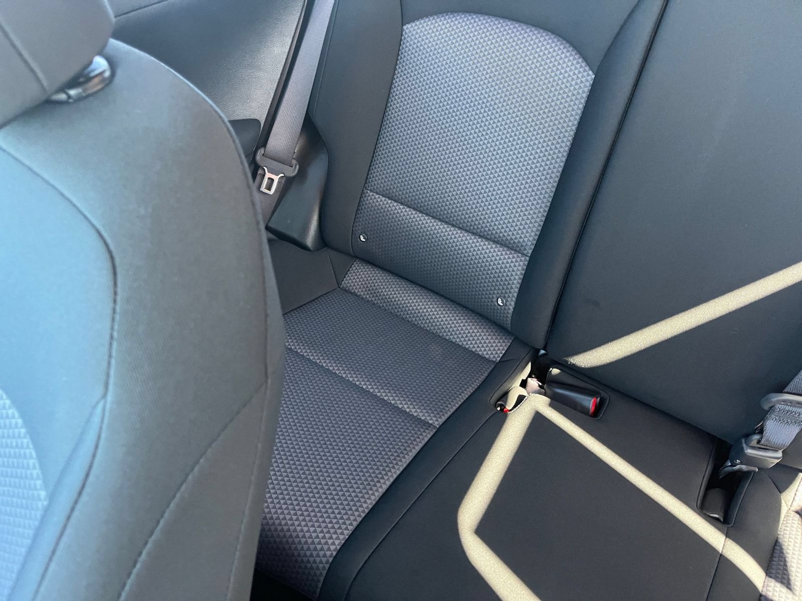 Used 2025 Kia Soul LX w/ LX Technology Package FWD image 38