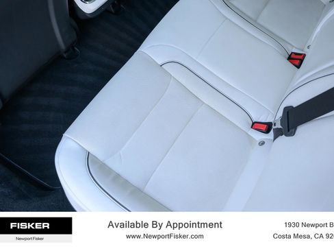 Used 2022 Tesla Model S Plaid image 19