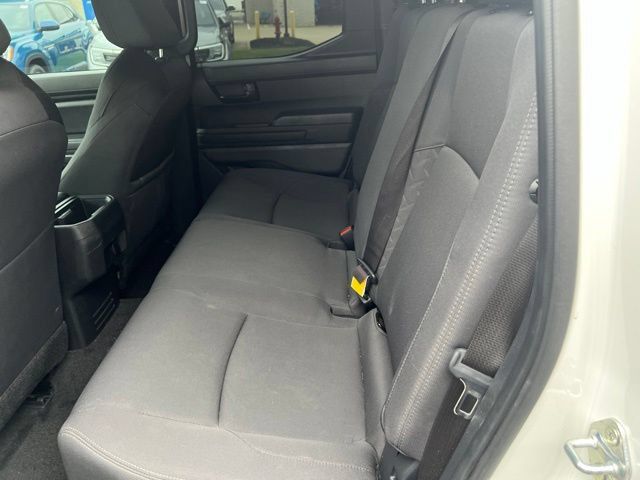 Used 2024 Toyota Tacoma SR5 AWD/4WD image 9