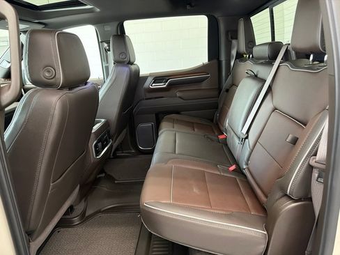 Used 2026 GMC Sierra 1500 Denali w/ Denali Reserve Package AWD/4WD image 32