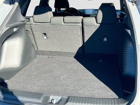 Used 2025 Honda HR-V Sport image 25