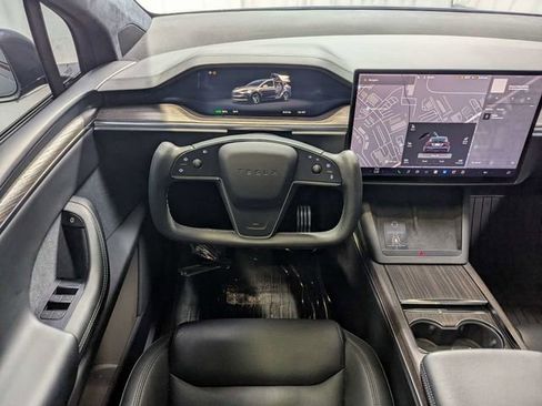 Used 2022 Tesla Model X AWD/4WD image 7