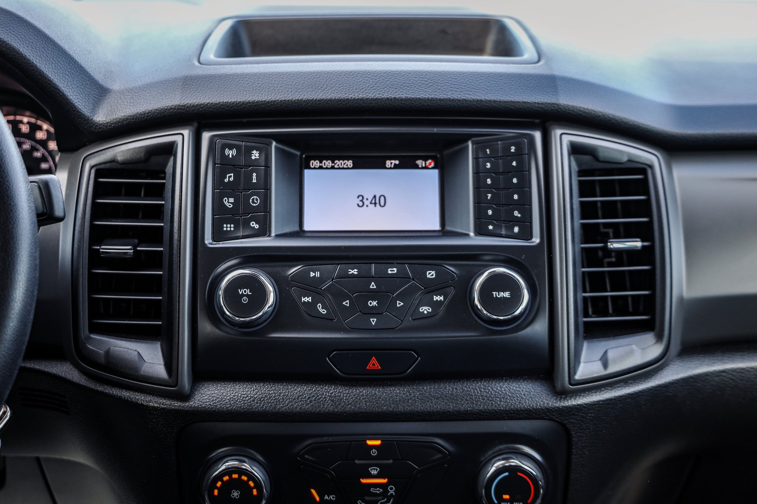 Used 2019 Ford Ranger XL w/ Equipment Group 101A Mid AWD/4WD image 15