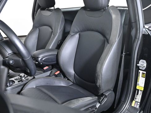 Used 2024 MINI Cooper SE image 24