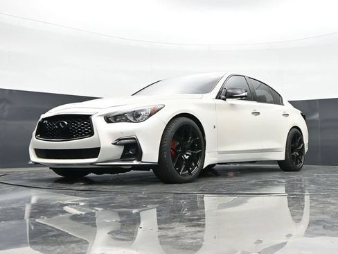 Used 2019 INFINITI Q50 Red Sport 400 w/ Cargo Package (L96) AWD/4WD image 41