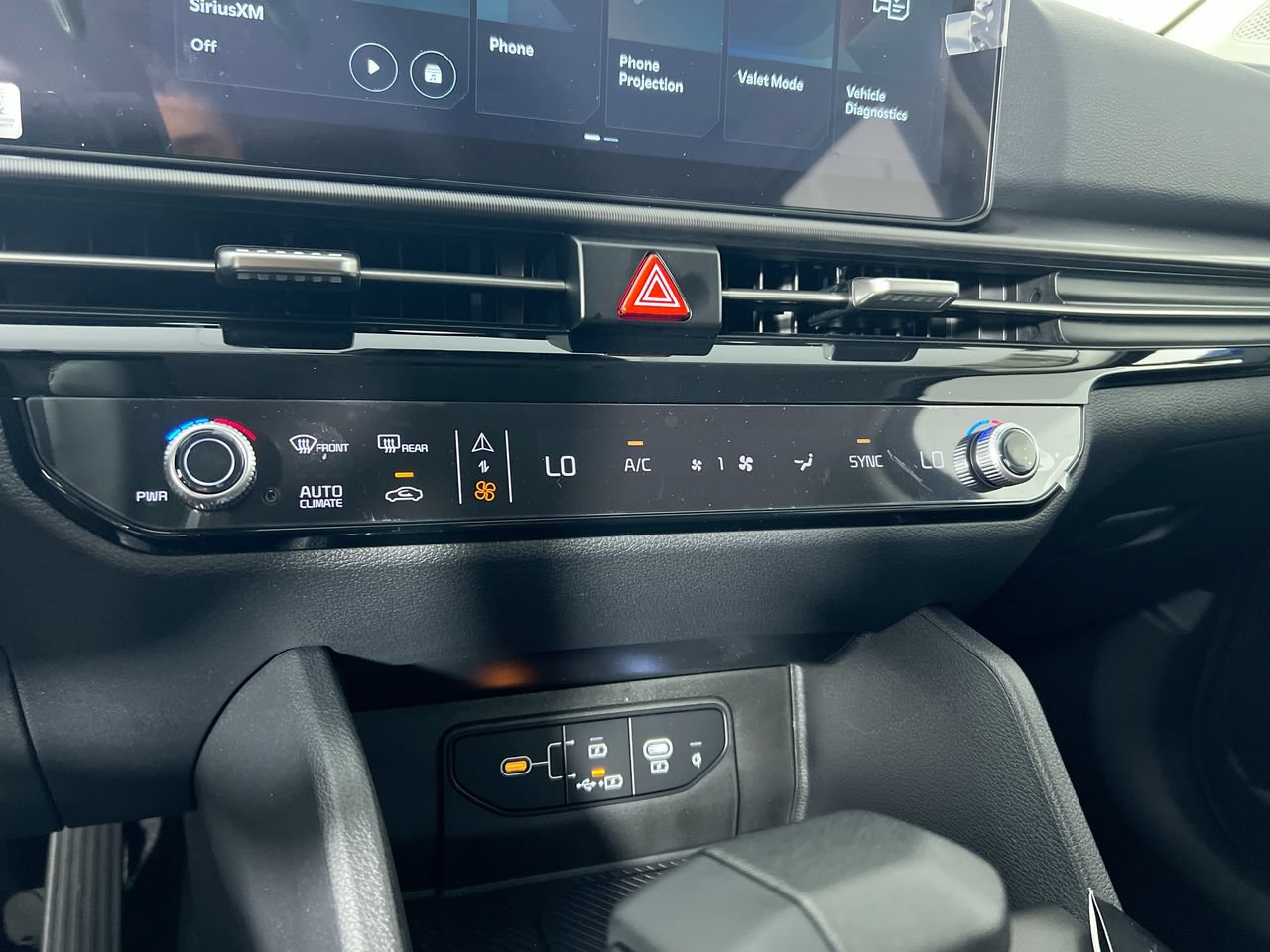 New 2026 Kia Sportage SX FWD image 24