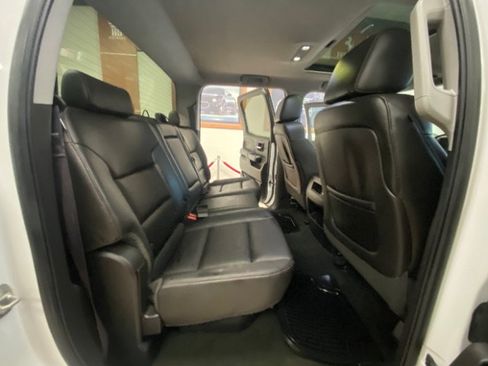 Used 2014 GMC Sierra 1500 SLT w/ All-Terrain Package AWD/4WD image 17