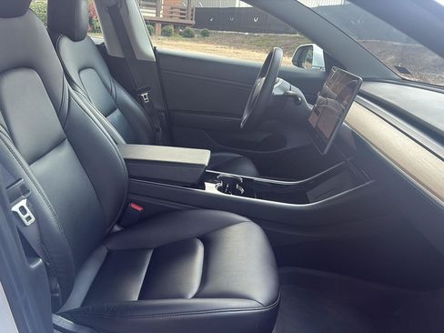 Used 2020 Tesla Model 3 Long Range AWD/4WD image 17