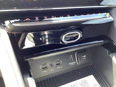New 2026 Jeep Grand Cherokee L Summit AWD/4WD image 16