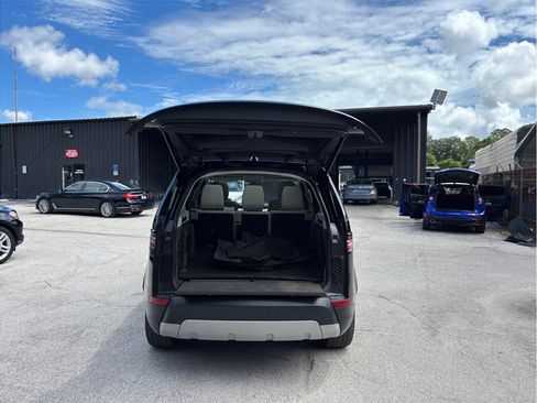 Used 2020 Land Rover Discovery HSE AWD/4WD image 48