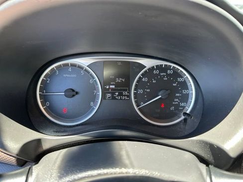 Used 2020 Nissan Kicks S FWD image 26