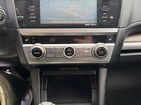 Used 2017 Subaru Outback 2.5i Limited AWD/4WD image 30