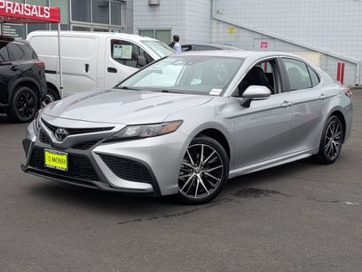 Used 2024 Toyota Camry SE