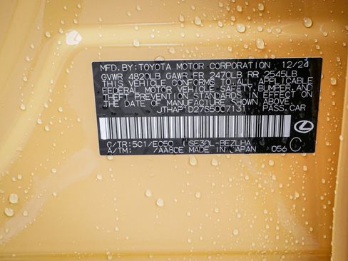 Used 2025 Lexus IS 500 image 35