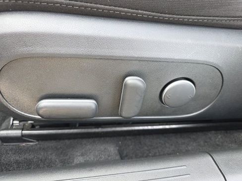 Used 2024 Hyundai Ioniq 6 SE RWD image 6