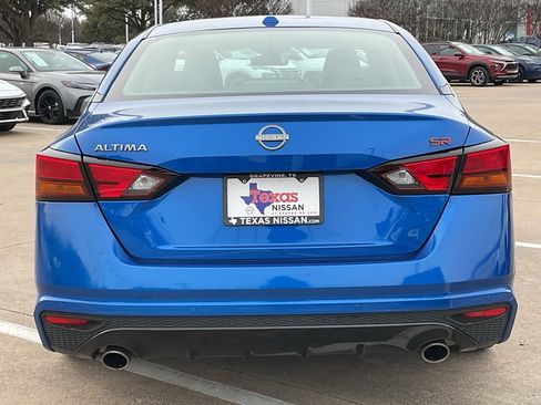 Used 2025 Nissan Altima 2.5 SR image 6