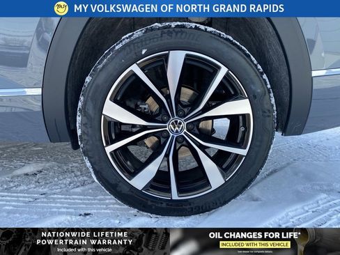 New 2026 Volkswagen Atlas SEL Premium R-Line image 5