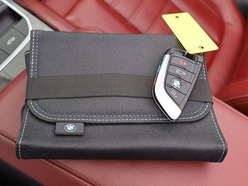Used 2022 BMW 430i Convertible w/ M Sport Package RWD image 16