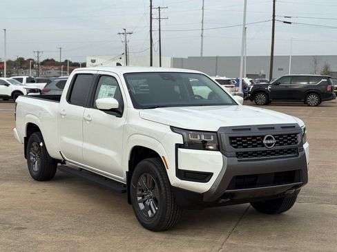 New 2026 Nissan Frontier SV image 5