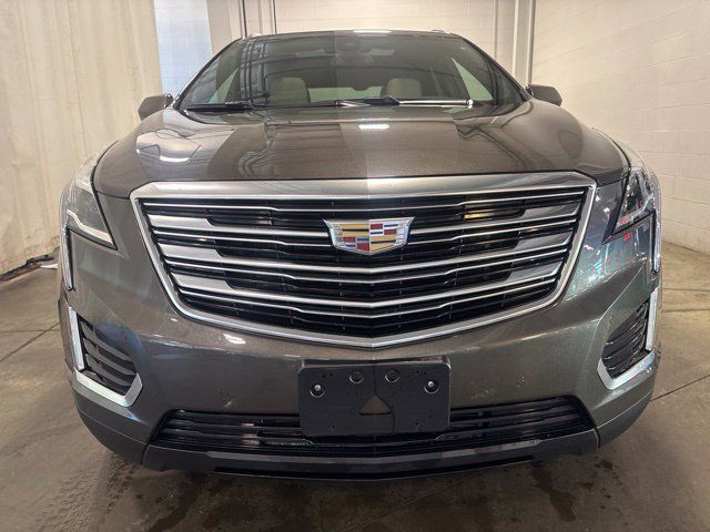 Used 2019 Cadillac XT5 Luxury AWD/4WD image 2