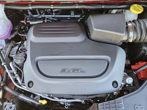 New 2026 Chrysler Pacifica Select w/ S Appearance Package image 25