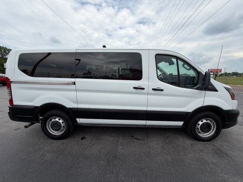 Used 2020 Ford Transit 150 XL RWD image 5