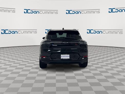 New 2026 Chevrolet Equinox EV RS image 7