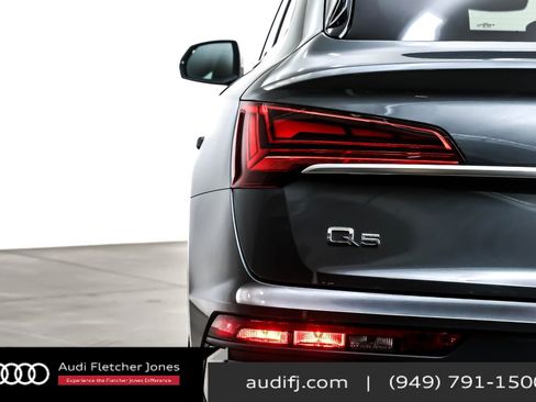 Used 2023 Audi Q5 2.0T Premium w/ Convenience Package image 16