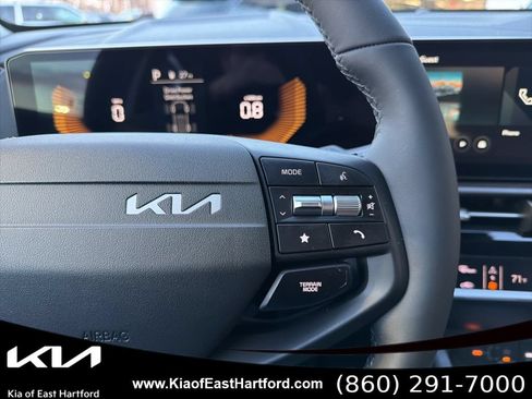Used 2026 Kia Sportage EX AWD/4WD image 38
