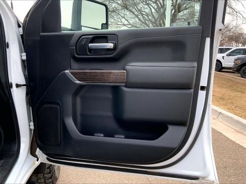 Used 2022 GMC Sierra 3500 SLE w/ SLE Convenience Package image 22