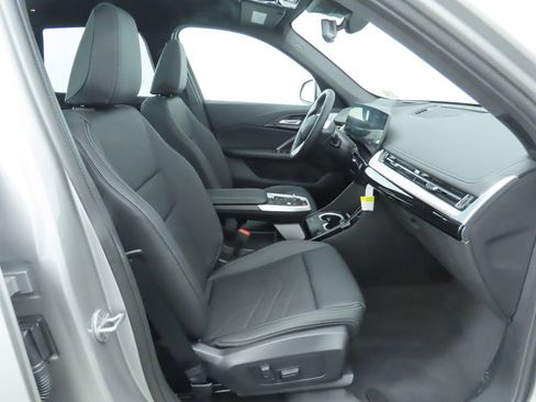 Certified 2025 BMW X1 xDrive28i w/ Premium Package image 22