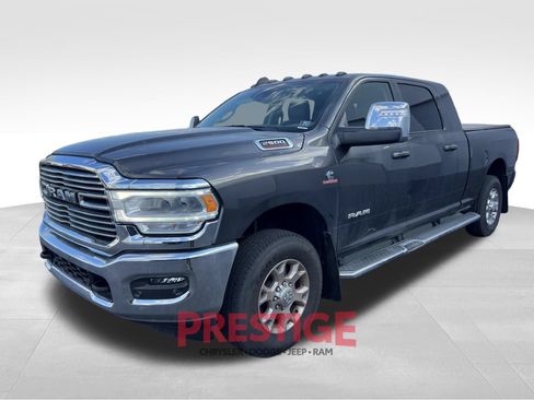 Used 2024 RAM 2500 Laramie w/ Safety Group AWD/4WD image 8