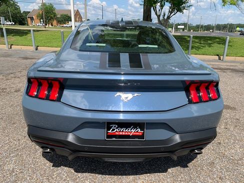 Used 2024 Ford Mustang Premium RWD image 6