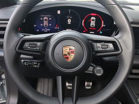 New 2025 Porsche Macan 4S Electric image 18