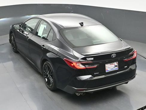 Used 2026 Toyota Camry SE w/ Multimedia Upgrade Package FWD image 30