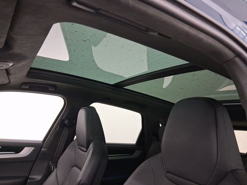 New 2025 Porsche Cayenne GTS image 31