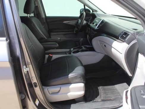 Used 2016 Honda Pilot LX image 16
